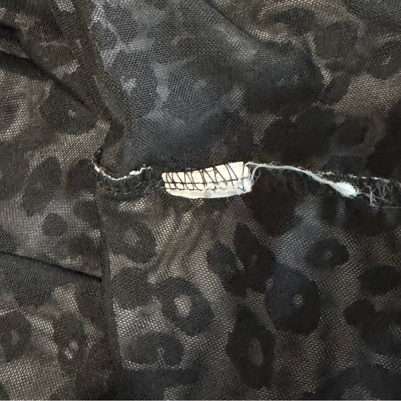 Laura Ashley | Leopard Print Draped Neck 3/4 Sleeve Blouse Size PL Petite L - Picture 5 of 5